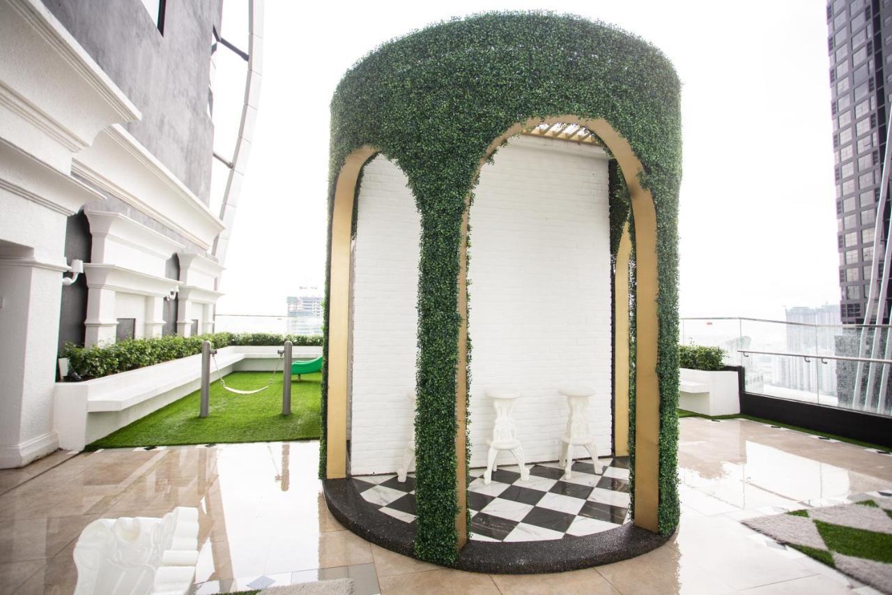 Arte Mont Kiara By Psm Luxury Suites Kuala Lumpur Exterior photo