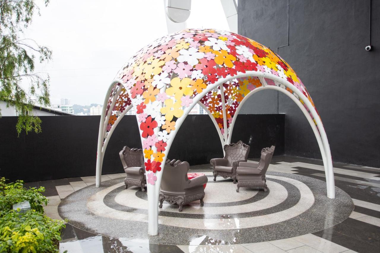 Arte Mont Kiara By Psm Luxury Suites Kuala Lumpur Exterior photo