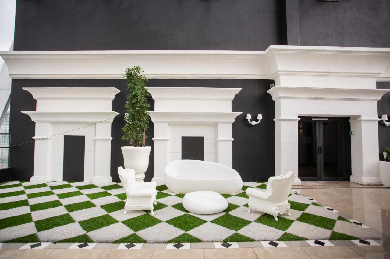 Arte Mont Kiara By Psm Luxury Suites Kuala Lumpur Exterior photo